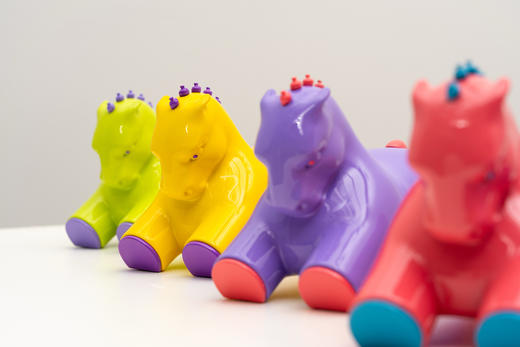 【借过 VOIE】你是一匹黑马 --王艺雕塑 --限量版500件 商品图0