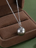 子佩集【夜幕小咏】G18K珍珠惜王妃吊坠【P200729】12mm珠海水珠黑花片花托（不含链）2601 商品缩略图5