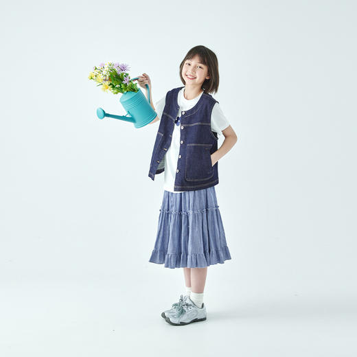 预售4.4发 棵初26年春季新款亲子中大女童不落色牛仔马甲经典大口袋宽松上衣 商品图1