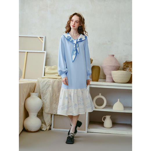 两三事梵高文艺落樱吹雪2026春新款印花绑带海军蓝拼布裙摆连衣裙 商品图1