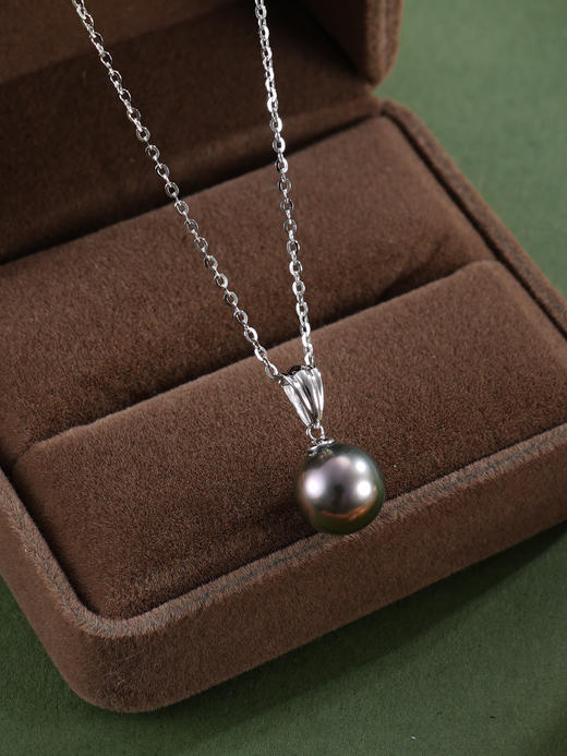 子佩集【玄夜之歌】G18K珍珠惜王妃吊坠【KP25066】8.8mm珠海水珠黑吊球（不含链）2601 商品图3