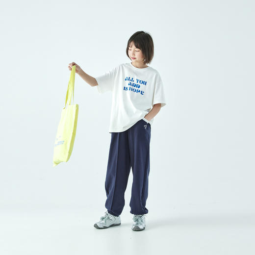 棵初2026年春季新款亲子中大女童经典撞色休闲卫裤纯棉宽松束脚裤 商品图3