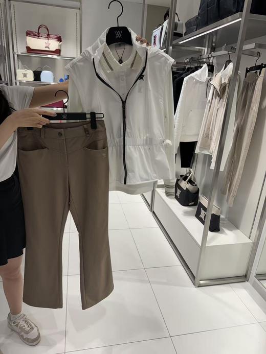 Anew家新款早秋女士背心来啦！渠道高品质感叹❗️偏薄面料材质，很舒爽，很有型，面料订制客供，市场无半点现货可能，你们可以放大了看一下质感肌理，非常美！ 商品图1