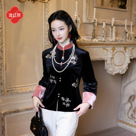 逸红颜裕绮2026冬新品博物馆典藏玉兔刺绣丝绒新中式棉服外套女 商品图1