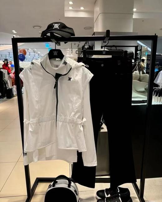 Anew家新款早秋女士背心来啦！渠道高品质感叹❗️偏薄面料材质，很舒爽，很有型，面料订制客供，市场无半点现货可能，你们可以放大了看一下质感肌理，非常美！ 商品图0