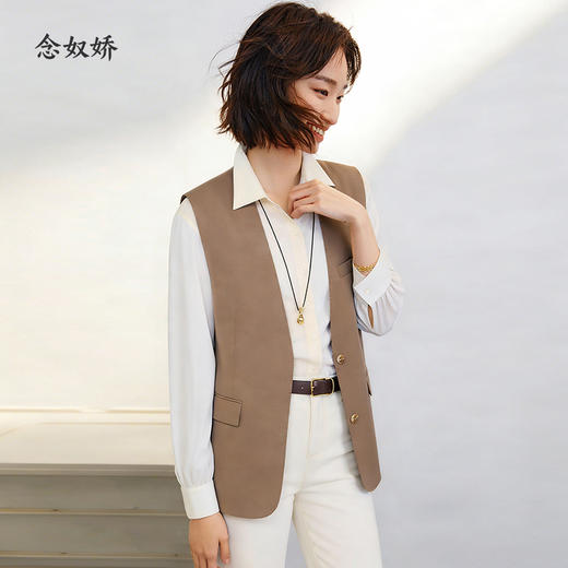 【商场同款】CNI5859 “ 两色西装马甲 ” 宽松无领马甲 干练有型有气场 显瘦包容 商品图3