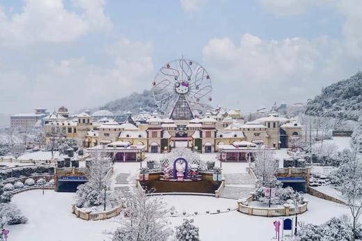 安吉银润锦江城堡酒店×滑雪🏂🏻+乐园+豪华房 · 3天2晚套餐 商品图0