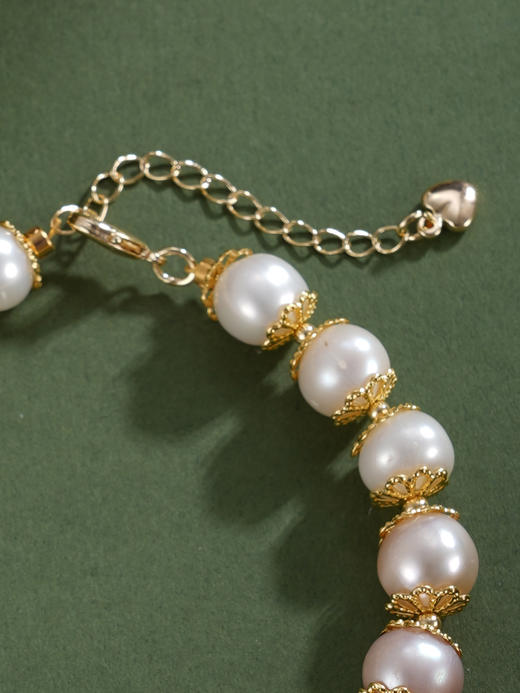 子佩集【风华灼灼】珍珠惜王妃手链【ZSL307】9mm珠镀金花托花片2601 商品图6