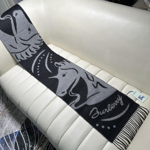 秋冬特惠💰260 巴宝莉围巾【马年福利】新款战马羊毛围巾特别飒的一款，男女同款 商品图6