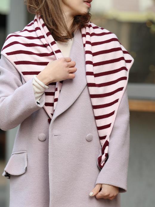 TYNVIE 条纹荷叶边三角羊绒羊毛围巾 - 紫/粉 商品图8