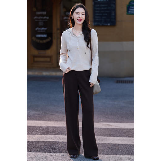 柔润绒感连帽针织衫 复合羊毛混纺 贴合身形却不紧绷 久穿不松垮 贴肤穿软乎不扎 米思阳2026春季新款连帽抽绳慵懒休闲长袖上衣女1846 商品图11