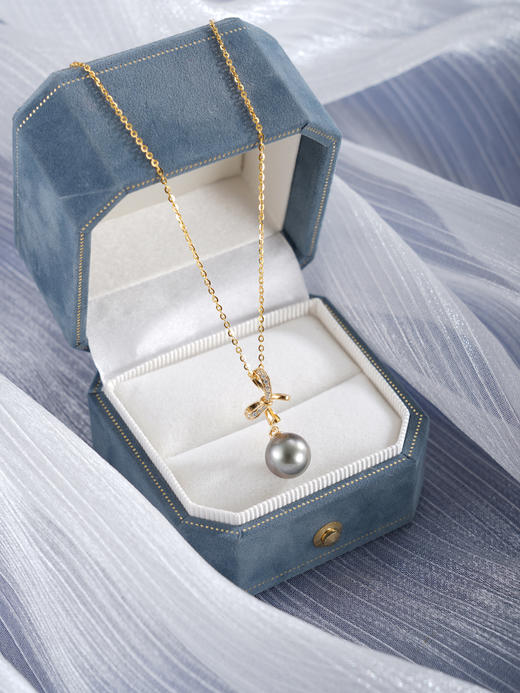 子佩集【永结珍心】银S925珍珠惜王妃套链【P1743】9mm珠镀金黑珠蝴蝶结2601 商品图2