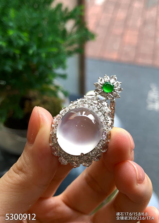 5300912，蛋面吊坠。具体价格微信咨询 商品图0