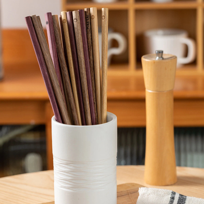 菜菜定制三餐五福筷|5种硬木一体成型不易变形开裂！寓意五福临门