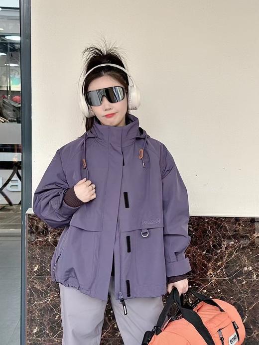 【春上新】【玫瑰故事同款】【5折】6楼OUTDOOR新款防风防水套绒冲锋衣 吊牌价1699折后价849 商品图4