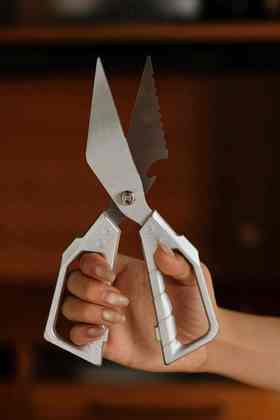 猫太推荐—19.9元 多功能厨房剪 出口德国金鳞手柄大头金刚剪刀