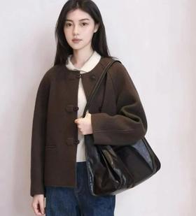 售完无补  重磅！IC种子系列短款大衣   羊毛圈圈纱圆领    立体剪裁  短款牛角扣大衣