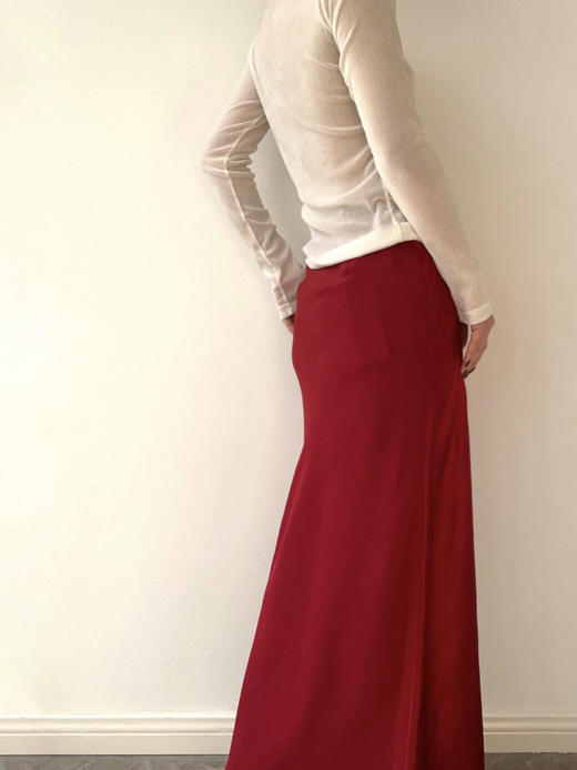 TU｜C05AW24-SK05-RD29 红色醋酸斜纹超长款鱼尾裙【长版 】 商品图1
