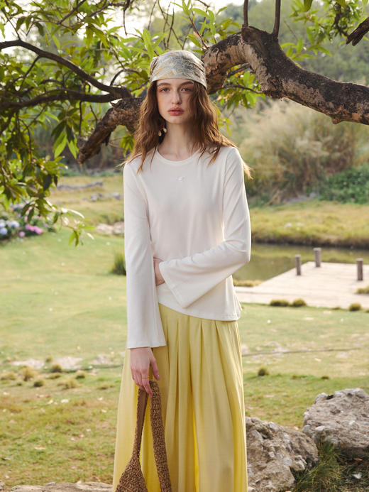 OLrain欧芮儿2026春白色简约宽松慵懒长袖T恤圆领上衣女针织 商品图1