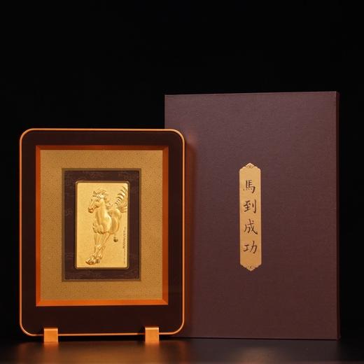 【财神关公.马到成功】央视力荐的非遗大师何超艺术指导，每款都含10mg足金精工打造，颜值在线的摆件 商品图3