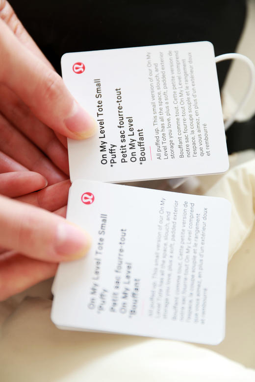 瑜伽手提单肩包，重工小标绣花。3L可调节肩带运动背包女E011588 商品图1