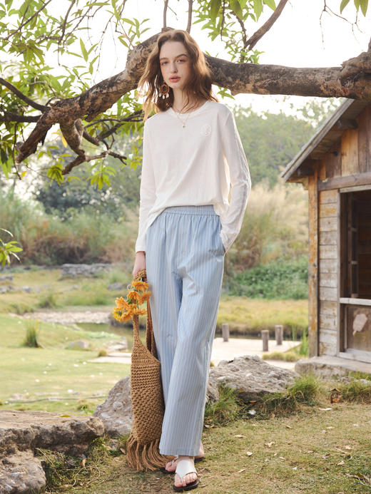 OLrain欧芮儿2026春米白色简约慵懒休闲长袖T恤圆领上衣女 商品图1