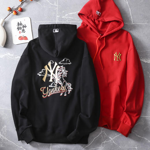 【MLB马年开运卫衣】圆领/连帽卫衣 26春季新款必须要拥有！男女同款 宽松版型 藏肉又减龄，连帽+袋鼠兜的经典设计， 自带“马到成功”buff！ 商品图9