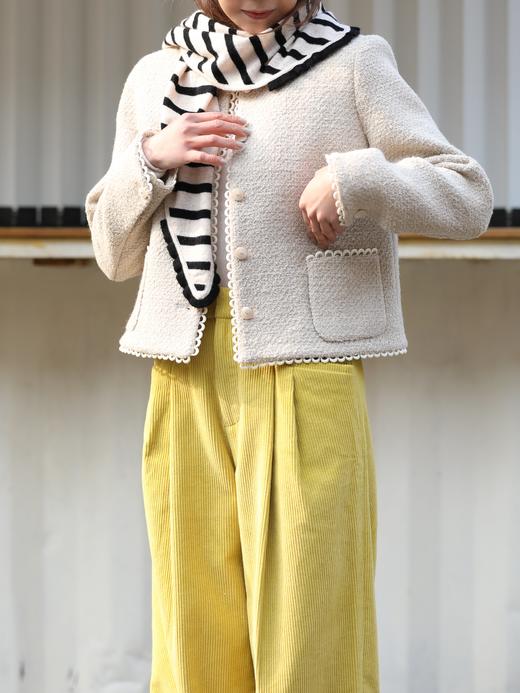 TYNVIE 条纹荷叶边三角羊绒羊毛围巾 - 蓝/白 商品图11