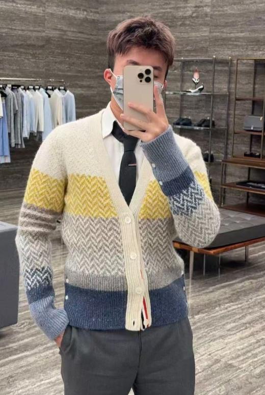男款条纹针织开衫毛衣zh022 商品图3