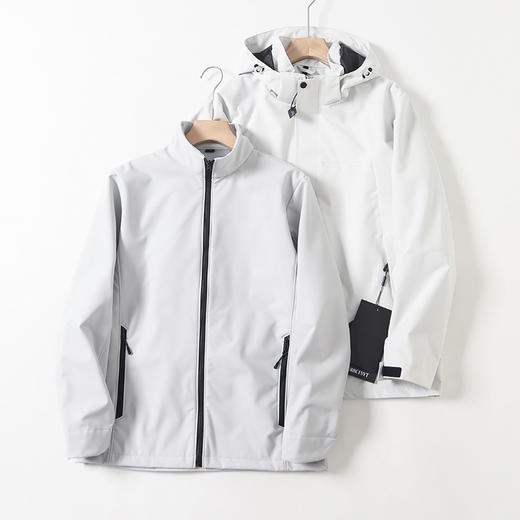 可隆同款！ 25年冬季户外 男士工装连帽款防风 防水 三合一冲锋衣！ 商品图0