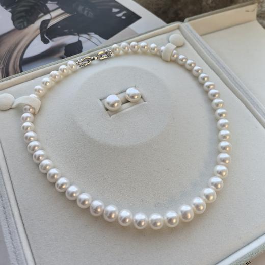 新年福利，淡水珍珠套装，项链9-10mm 视觉正圆，ji光微暇，耳钉11-12mm馒头珠，925纯银配件 商品图0