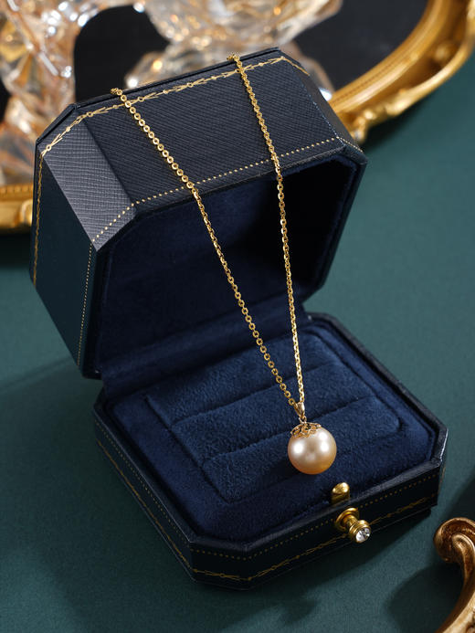 子佩集【缱绻韶光】G18K珍珠惜王妃吊坠【P200729-1】11mm珠海水珠金色花托花片镀金（不含链）2601 商品图2