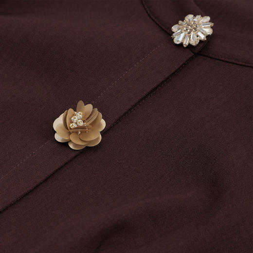 RE808斯尔丽2026春季新款修身显瘦设计感装饰扣约会着装连衣裙 商品图5