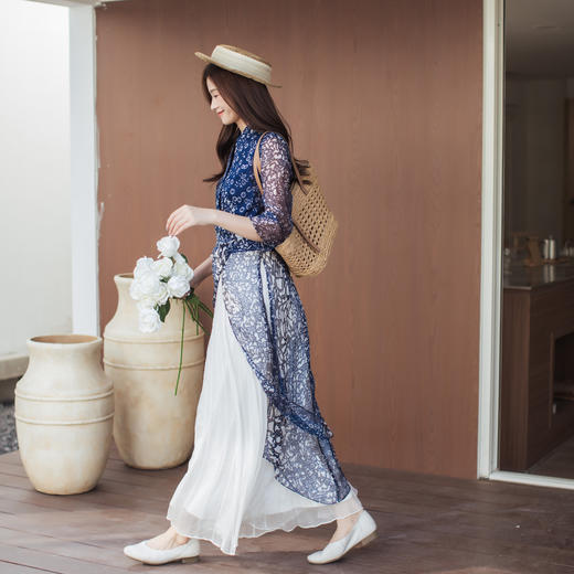 【林栖设计小店】【林栖推荐】2026年早春新品真丝蓝印花不规则飘片上衣N1961347 商品图5