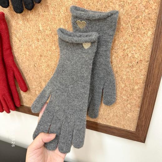 老米优品🎈3-5天。《羊毛平针手套+绣金丝爱心可触屏保暖手套》刺绣金丝爱心点缀 ~保暖又时髦！XW260115A 商品图11