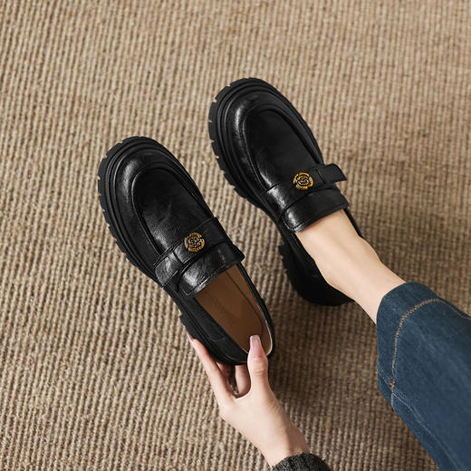 阿么手工女鞋英伦风厚底乐福鞋女增高百搭山茶花扣复古小皮鞋5CM 商品图3