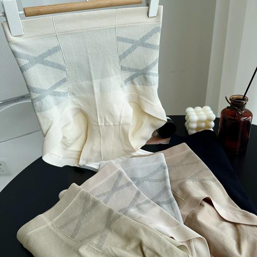 拯救小腹婆~26年新款高腰无缝黑绷带收腹提臀裤内裤女桑蚕丝底档大码收腹提臀高质感 商品图2