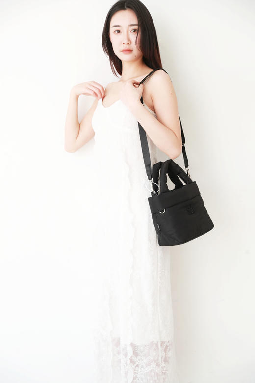 瑜伽手提单肩包，重工小标绣花。3L可调节肩带运动背包女E011588 商品图12