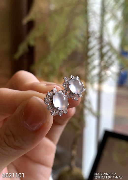 6021101、蛋面耳钉。具体价格微信咨询 商品图0