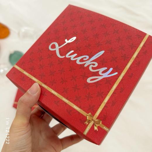 老米优品🎈3-5I天。本命专属“红”！《V领天丝无背扣背心式文胸+桑蚕丝内裤套装》吊带款和背心款，2个版型~ TZ260115A 商品图5