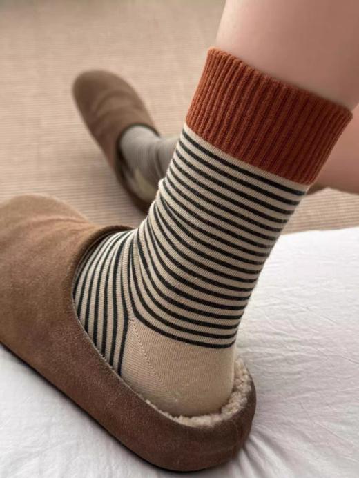 <曾小咸推荐> 撞色袜口拼接条纹袜 日常79/5双 活动价49.99/5双！！【预售款，预计3-15天发货】 商品图5