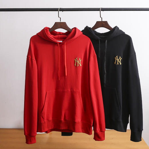 【MLB马年开运卫衣】圆领/连帽卫衣 26春季新款必须要拥有！男女同款 宽松版型 藏肉又减龄，连帽+袋鼠兜的经典设计， 自带“马到成功”buff！ 商品图8
