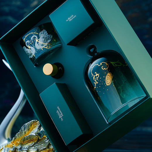 大英博物馆 天鹅贵族游戏棋盘系列 香氛晶石灯香薰礼盒 商品图6