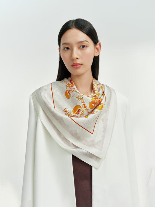 万事利双面印花大方巾-柿柿如意 商品图0