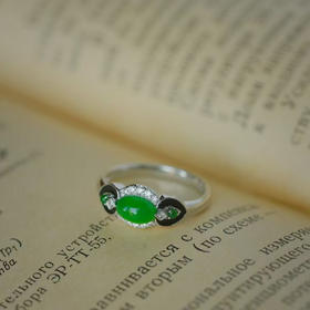 龢盒原创 铂金镶翡翠钻石戒指