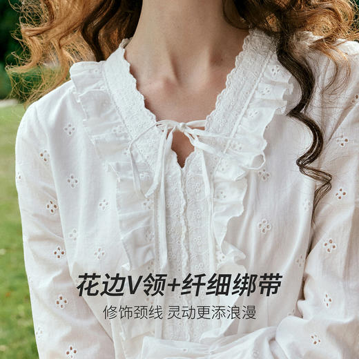 欧芮儿法式荷叶边V领长袖连衣裙女春季2026新款裙摆镂空绣花A字裙 商品图1