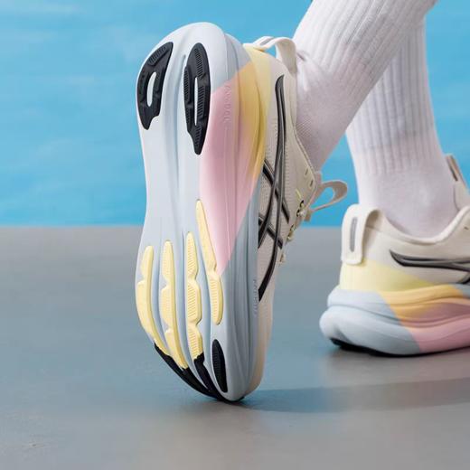 【春上新】【新品】7楼ASICS亚瑟士 NIMBUS 28LITE-SHOW CN女式跑步鞋1012C031-100吊牌价1390 商品图2