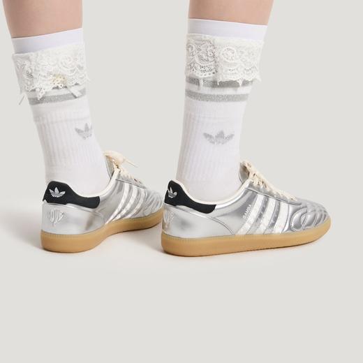 【春上新】【9折】6楼三叶草情人节系列亮面德训鞋HP7105吊牌价899折后价809 商品图1