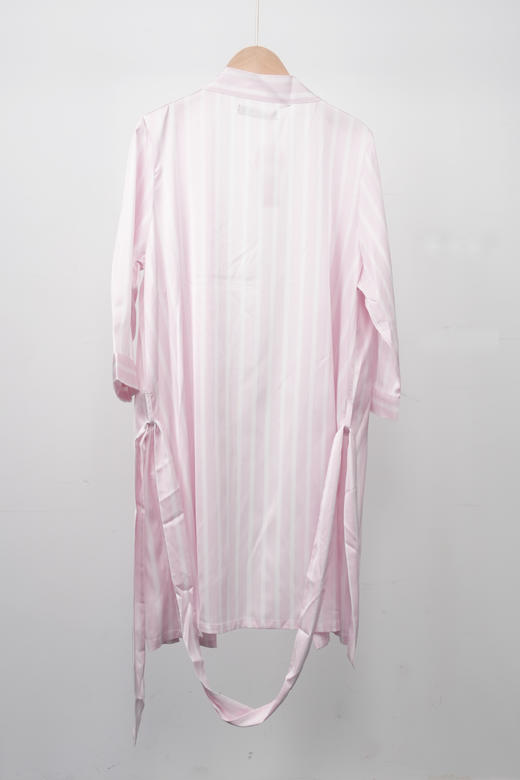 TUTUANNA 夏季短袖浴袍式家居服 商品图1