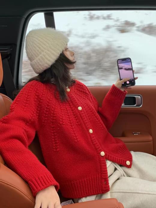 浮生八记/25C198/“棒针节日红”正红色粗棒针麻花毛衣开衫 商品图2